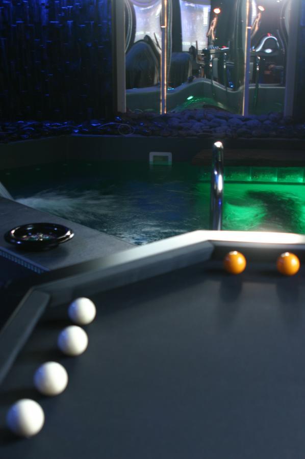 Bubble Lounge Hotel Hooglede Eksteriør bilde