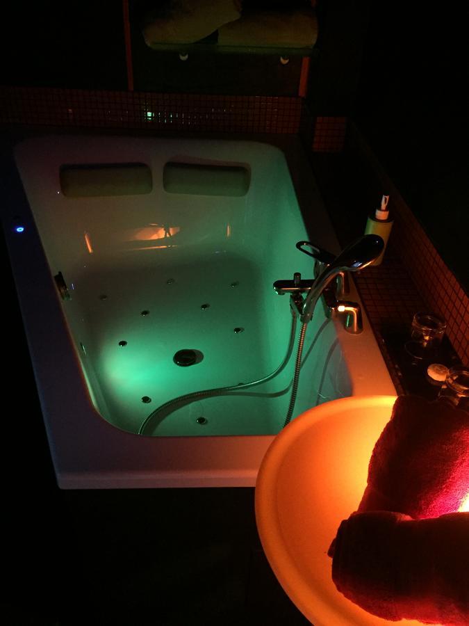Bubble Lounge Hotel Hooglede Eksteriør bilde