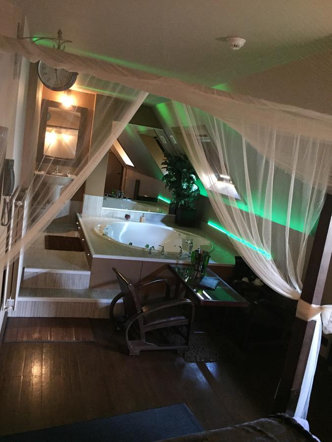 Bubble Lounge Hotel Hooglede Eksteriør bilde