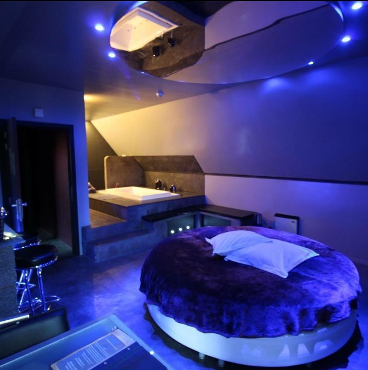Bubble Lounge Hotel Hooglede Eksteriør bilde